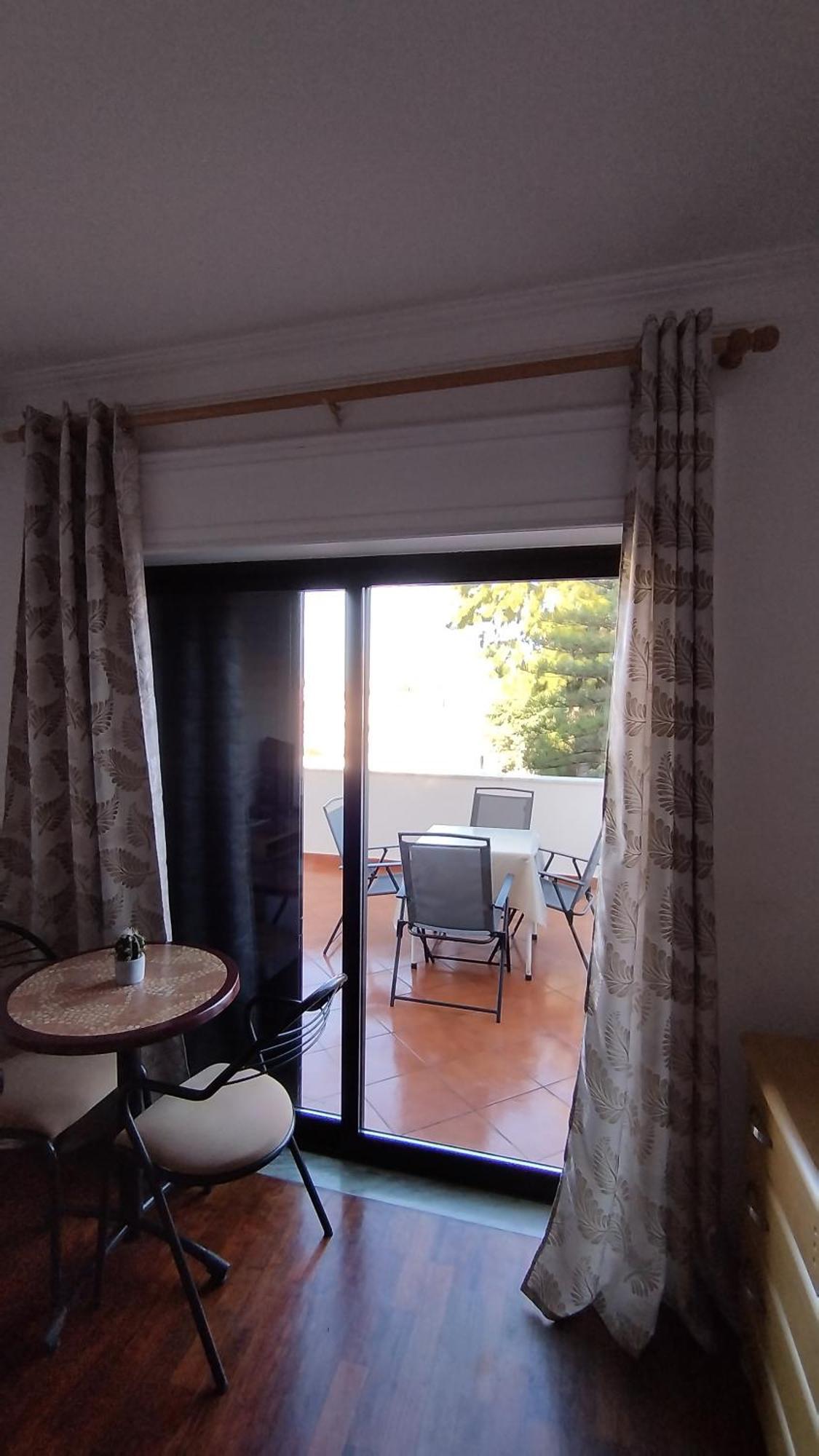 Quarto Com Varanda No Centro Em Tavira Apartman Szoba fotó